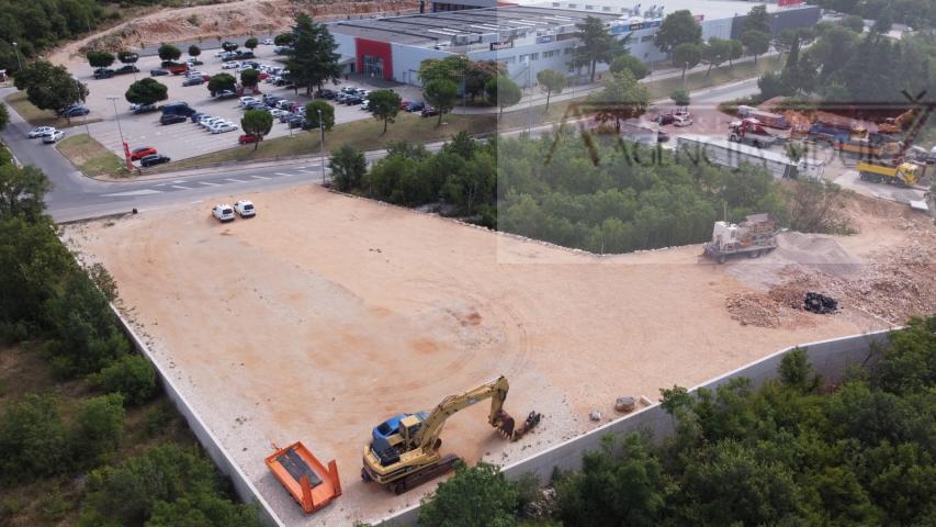 Imotski najam građevinskog zemljišta 4000 m2 - NOVO!!!