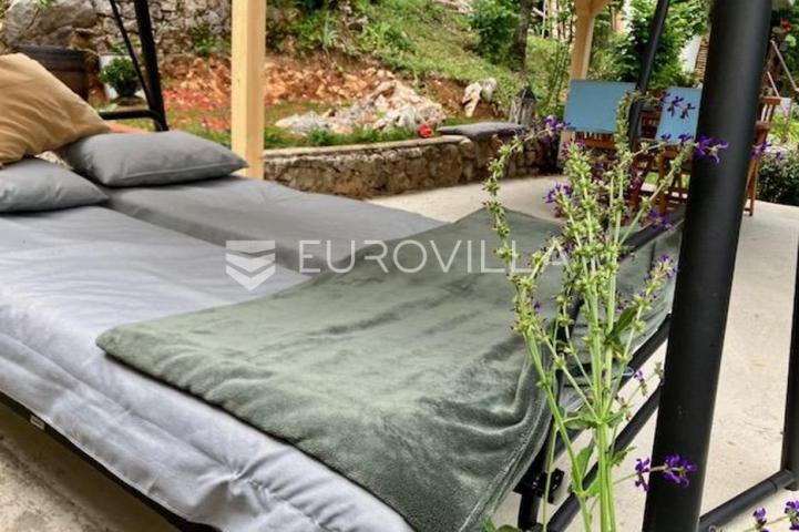 Fužine, šarmantna planinska kuća u Liču, prodaja ili zamjena s uhodanim poslom