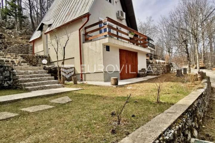 Fužine, šarmantna planinska kuća u Liču, prodaja ili zamjena s uhodanim poslom