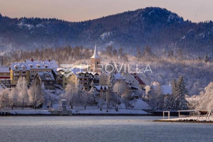 Fužine, planinska kuća spremna za turistički najam u mirnom i šumovitom okruženju