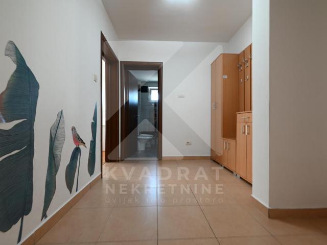 Izdavanje, Dvosoban stan, Podgorica, Ljubović, 98m2