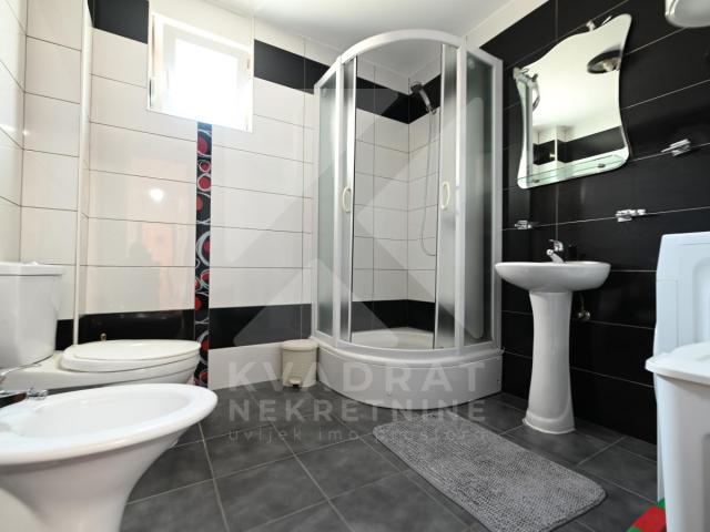 Izdavanje, Dvosoban stan, Podgorica, Ljubović, 98m2