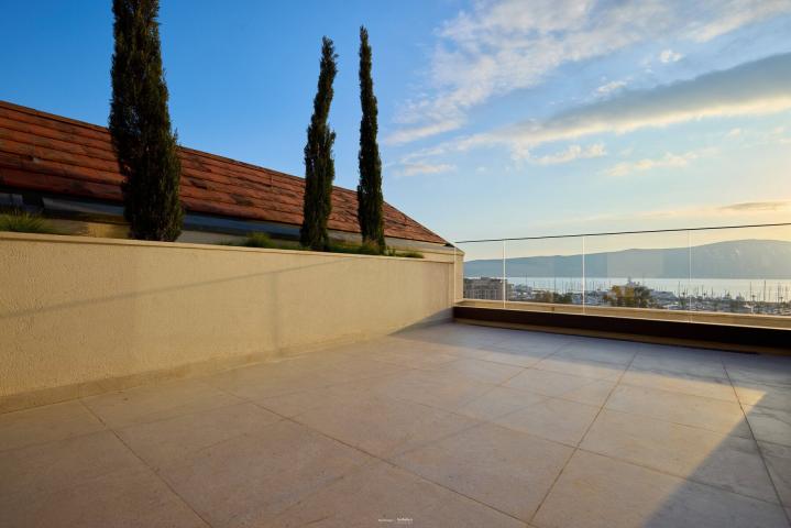 Thea Sea View Apartment Boka Place