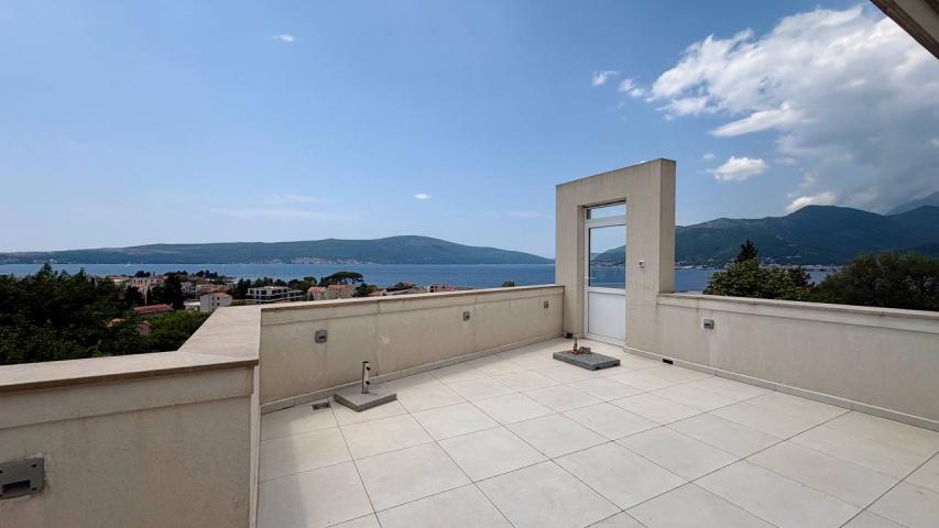 Izdavanje, Stan, 100m2 , Tivat