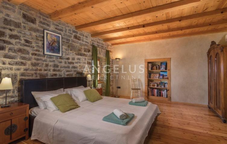 Istra, okolica Grožnjana - kamena kuća, 180m2, dugoročno!