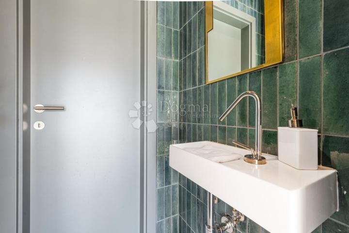 ISTARSKI SAN - Kuća koja odiše toskanskom elegancijom