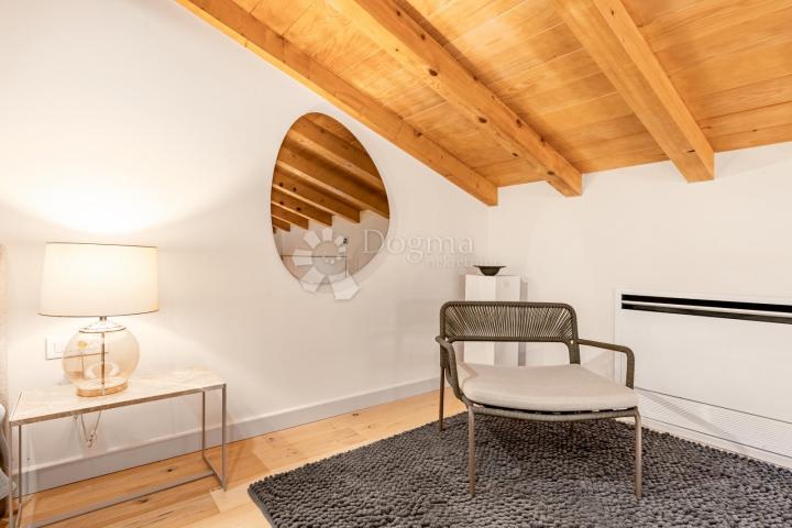 ISTARSKI SAN - Kuća koja odiše toskanskom elegancijom