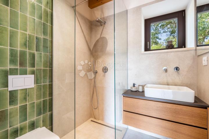 ISTARSKI SAN - Kuća koja odiše toskanskom elegancijom