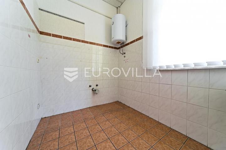 Osijek, Centar, Zakup uličnog poslovnog prostora 283 m², Županijska