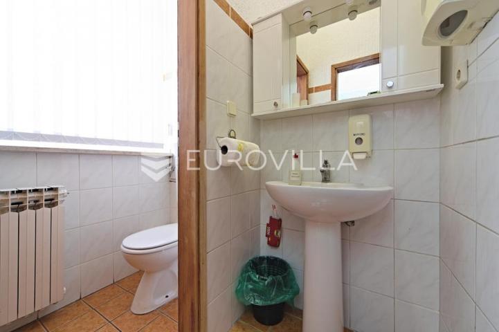 Osijek, Centar, Zakup uličnog poslovnog prostora 283 m², Županijska