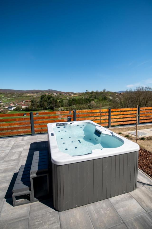 Elegantno obnovljena kuća s pogledom – Daruvar