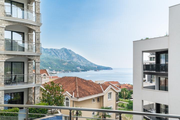 Modern 59 m² Apartment with Panoramic Sea View in Bečići