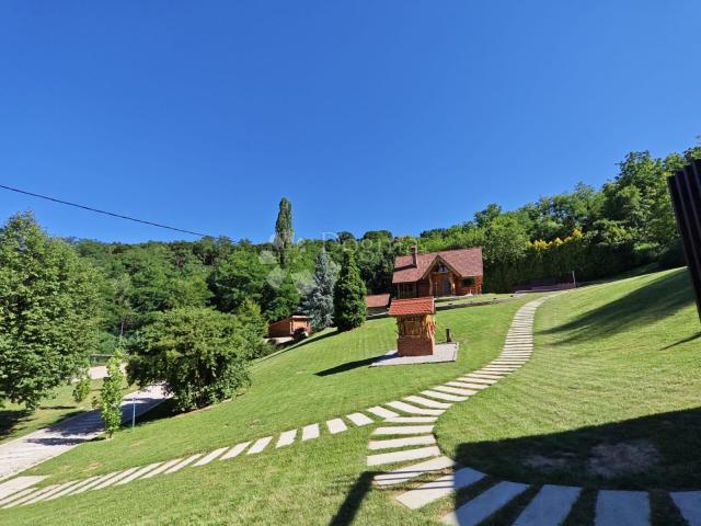 SPEKTAKULARNO IMANJE U PRIRODI – Luksuzna drvena kuća s bazenom, wellnessom i 24.752 m² zemljišta | 