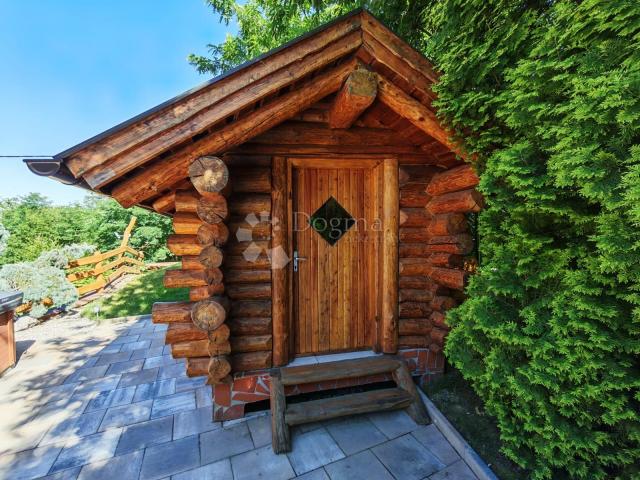 SPEKTAKULARNO IMANJE U PRIRODI – Luksuzna drvena kuća s bazenom, wellnessom i 24.752 m² zemljišta | 