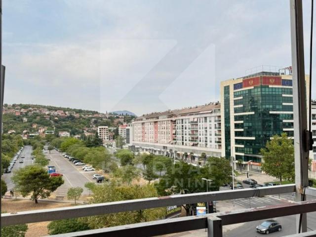 Izdavanje, Trosoban stan, Podgorica, Preko Morače, 95m2