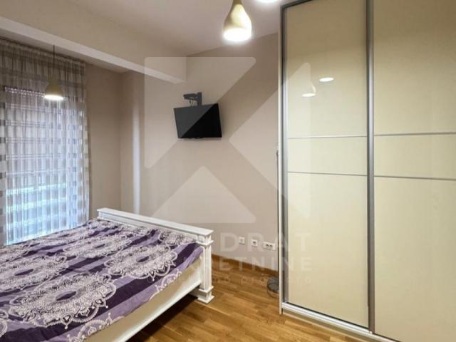 Izdavanje, Trosoban stan, Podgorica, Preko Morače, 95m2
