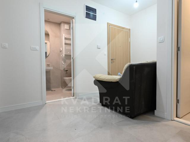 Izdavanje, Dvosoban stan, Podgorica, Central Point, 65m2