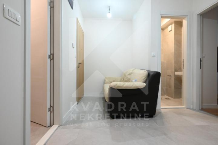 Izdavanje, Dvosoban stan, Podgorica, Central Point, 65m2