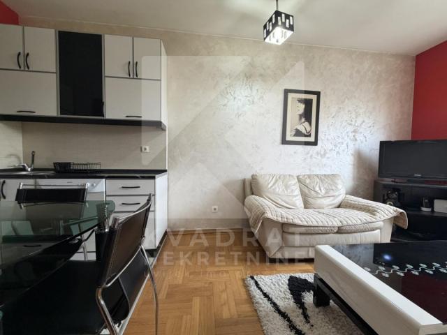 Izdavanje, Jednosoban stan, Podgorica, Stari Aerodrom, 37m2
