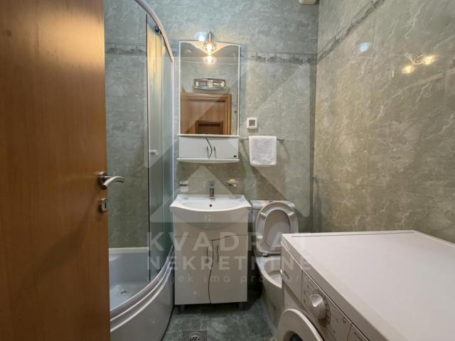 Izdavanje, Jednosoban stan, Podgorica, Stari Aerodrom, 37m2