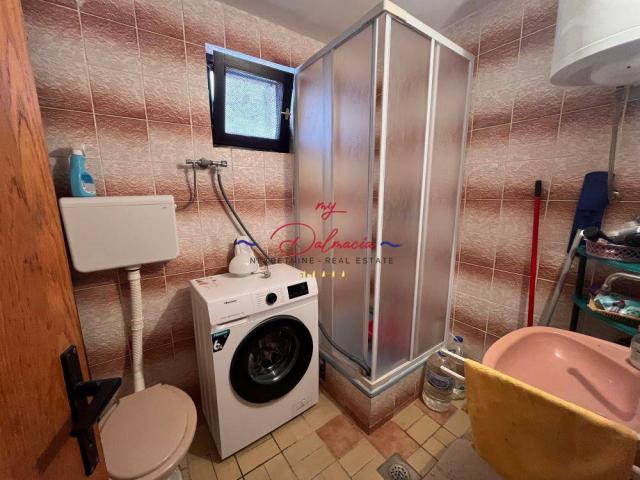 Vir - Kuća s 2 apartmana 300m do plaže