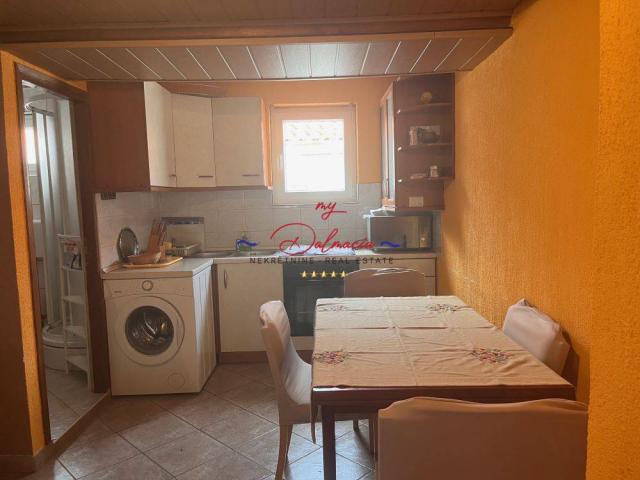 Vir - Kuća s 2 apartmana 300m do plaže