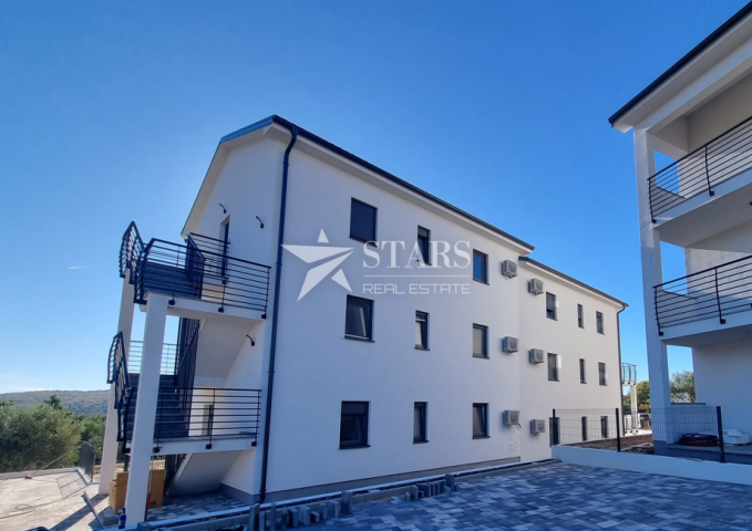 Otok Krk, Čižići 2S+DB stan u novogradnji