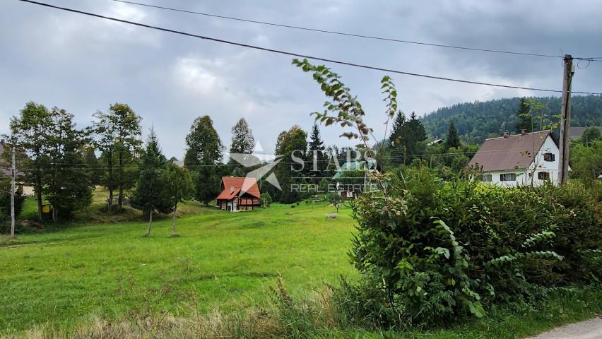 Tršće - građevinski teren u vikend naselju 614 m2