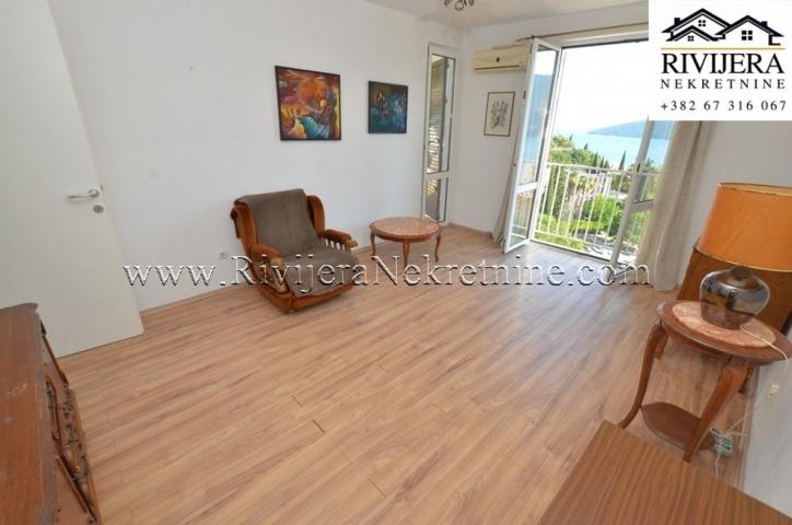 Trosoban stan u Topla 2 Herceg Novi