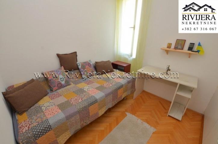 Trosoban stan u Topla 2 Herceg Novi