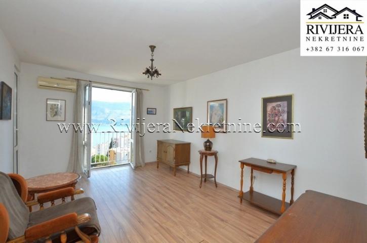 Trosoban stan u Topla 2 Herceg Novi