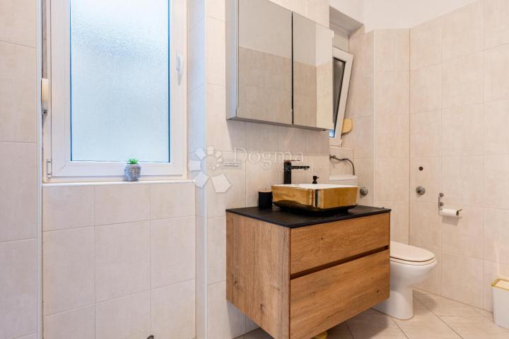 Flat Pećine, Rijeka, 106,45m2