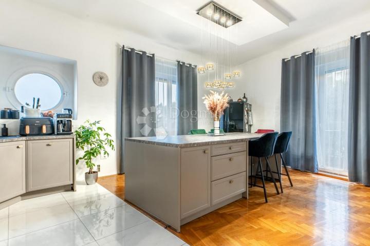 Flat Pećine, Rijeka, 106,45m2