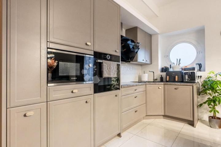 Flat Pećine, Rijeka, 106,45m2