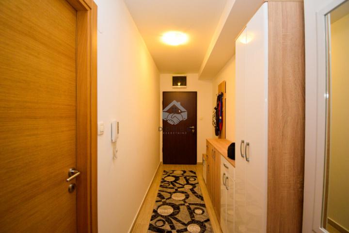 Trosoban stan 80m2 + garaža, Ljubović – Podgorica
