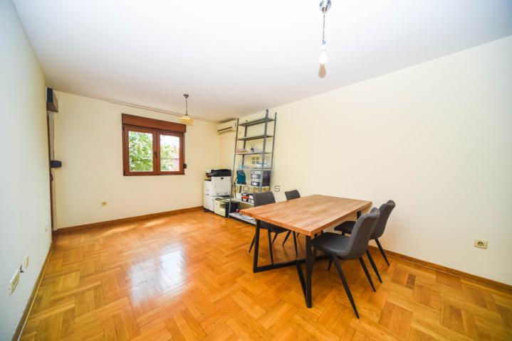 Dvosoban stan 64m2, Stari Aerodrom - Podgorica