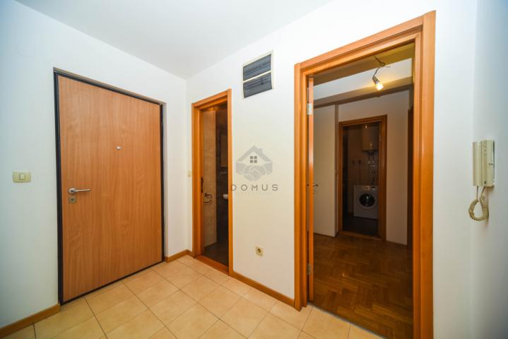 Dvosoban stan 64m2, Stari Aerodrom - Podgorica