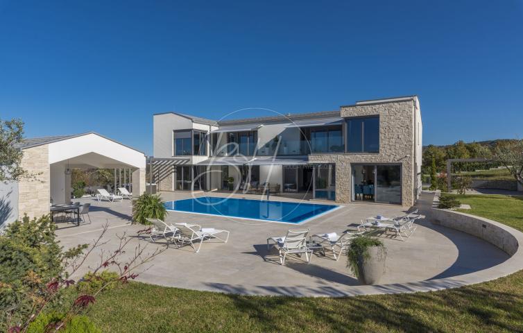 Istra, Karojba - Luksuzna vila s panoramskim pogledom 