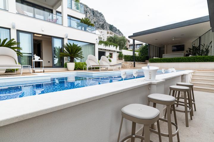 Exclusive Villa in Blizikuće, near Sveti Stefan