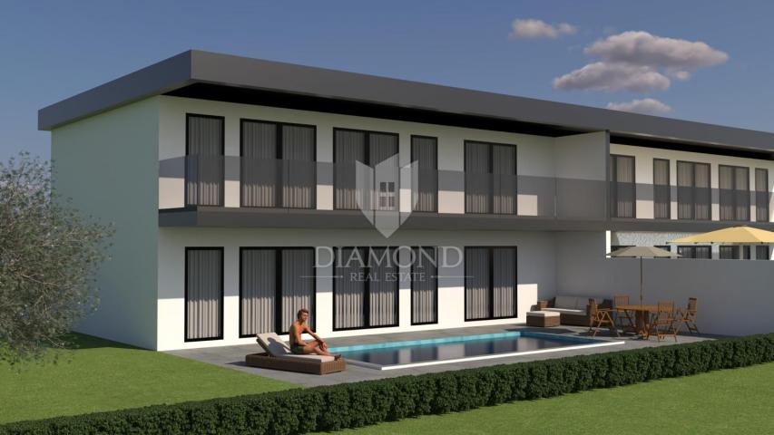 Umag, Lovrečica, zemljište sa dozvolom na 150m od mora!