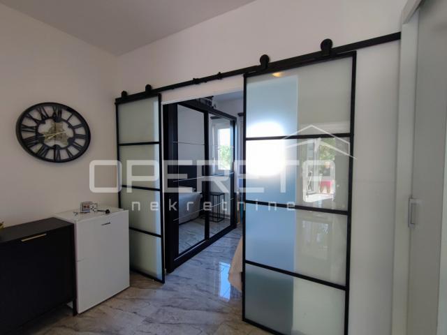 Stan 77 m2, dva odvojena apartmana, 100 m do plaže, Vir, Zadar