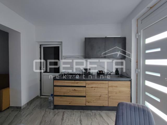 Stan 77 m2, dva odvojena apartmana, 100 m do plaže, Vir, Zadar