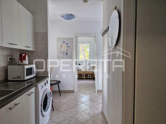 Odličan apartman za odmor i turistički najam u Lumbardi