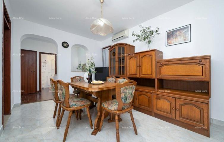 Stan Na prodaju stan, 65 m2, Barbariga. Blizina mjesta Peroja. 