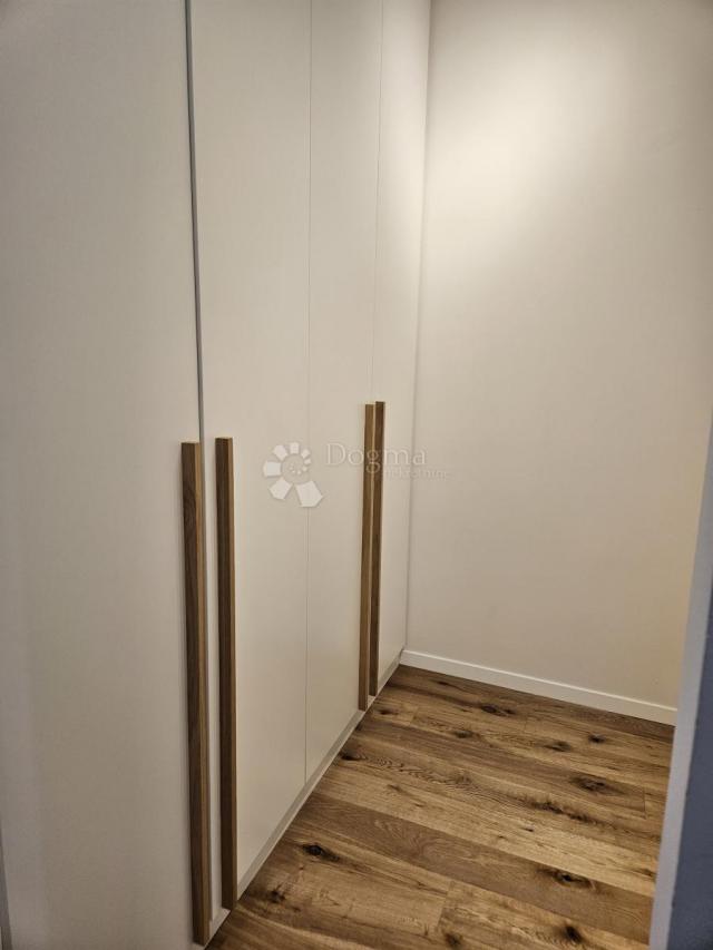 Duplex kuća u Kostreni!