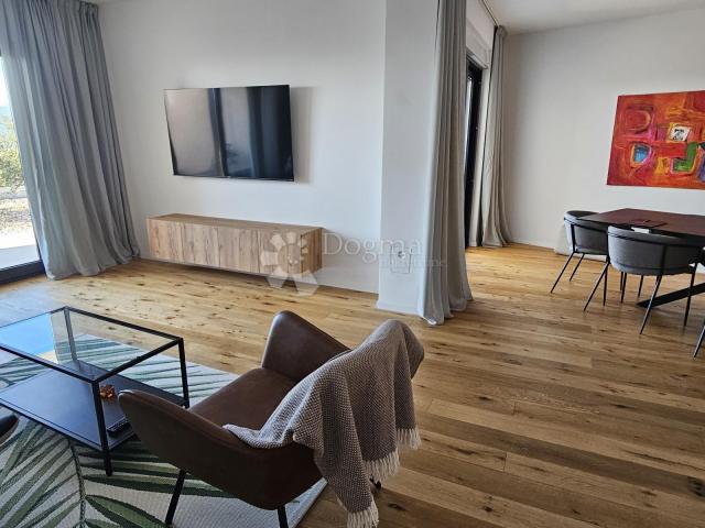 Duplex kuća u Kostreni!