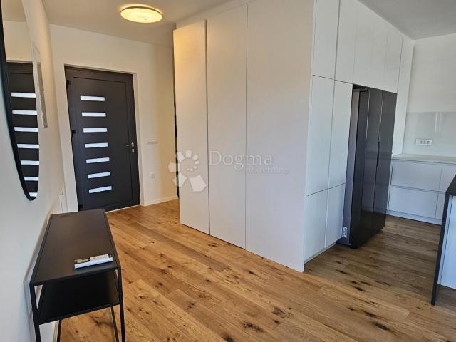 Duplex kuća u Kostreni!
