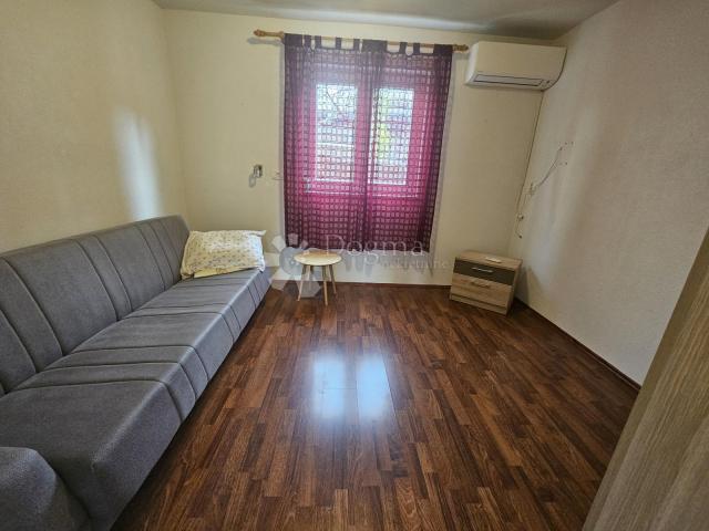 Punat, samostojeća kuća !