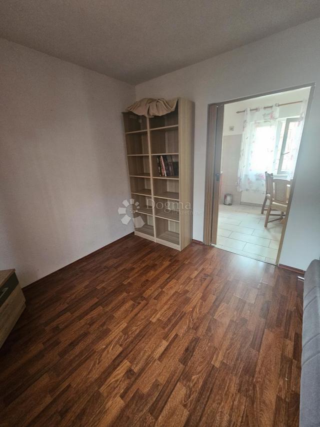 Punat, samostojeća kuća !