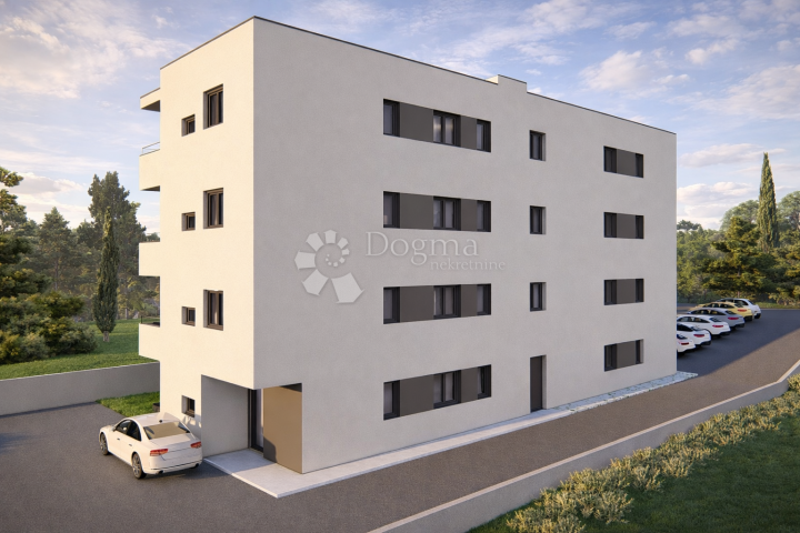 TAR / VRT 110m2/ 3 sp/ 2 kupatila/ parking u cijeni 